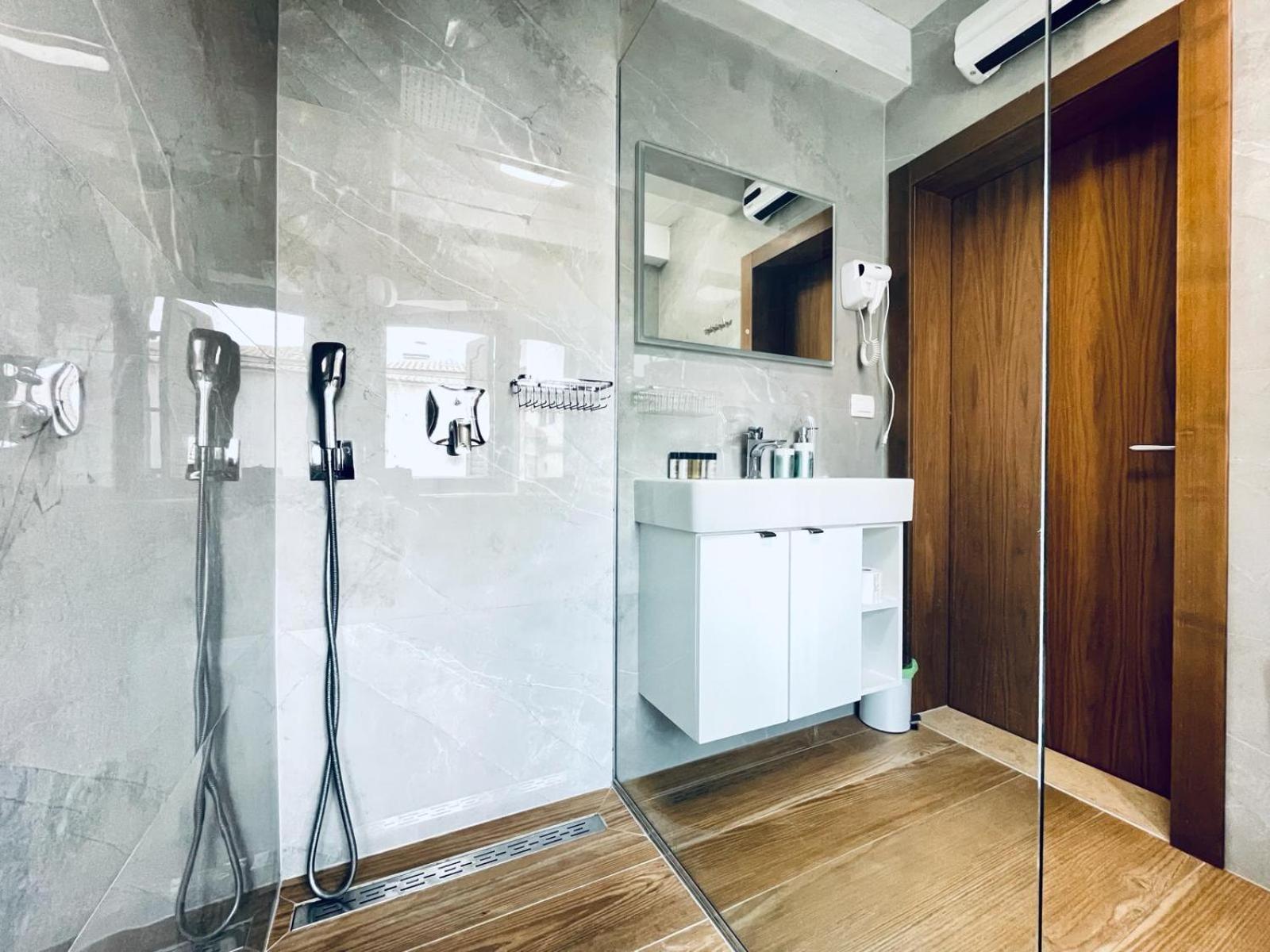 Fazana City Rooms With Free Parking 外观 照片