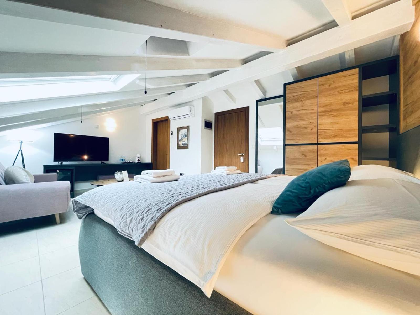 Fazana City Rooms With Free Parking 外观 照片